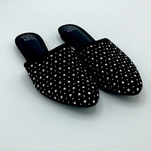 Time & Tru Studded Flats Women’s 6